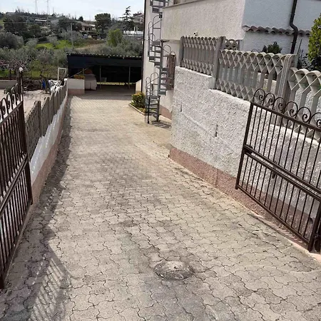 Casa Renato 2 *