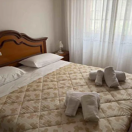 Casa Renato 2 *